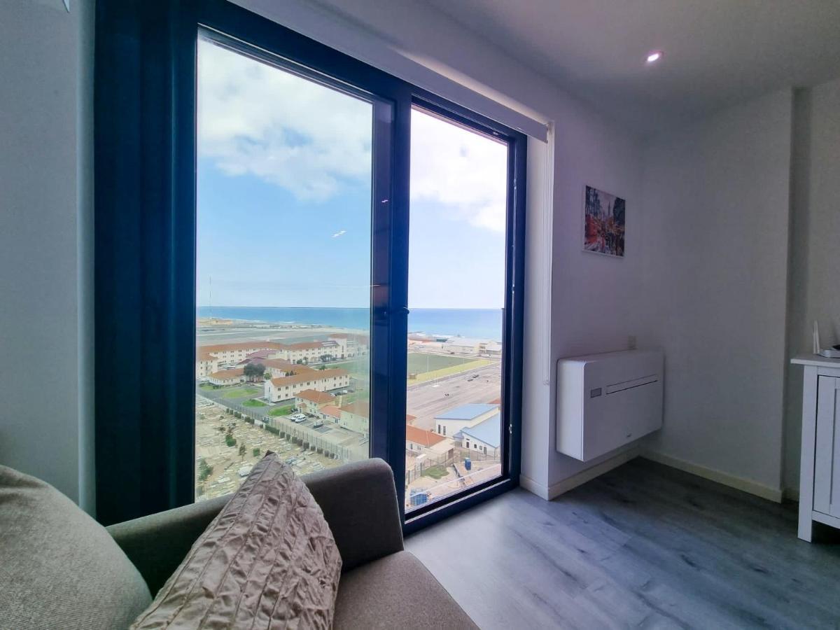 Top Floor Studio - The Hub Gibraltar - Self Catering Exteriör bild