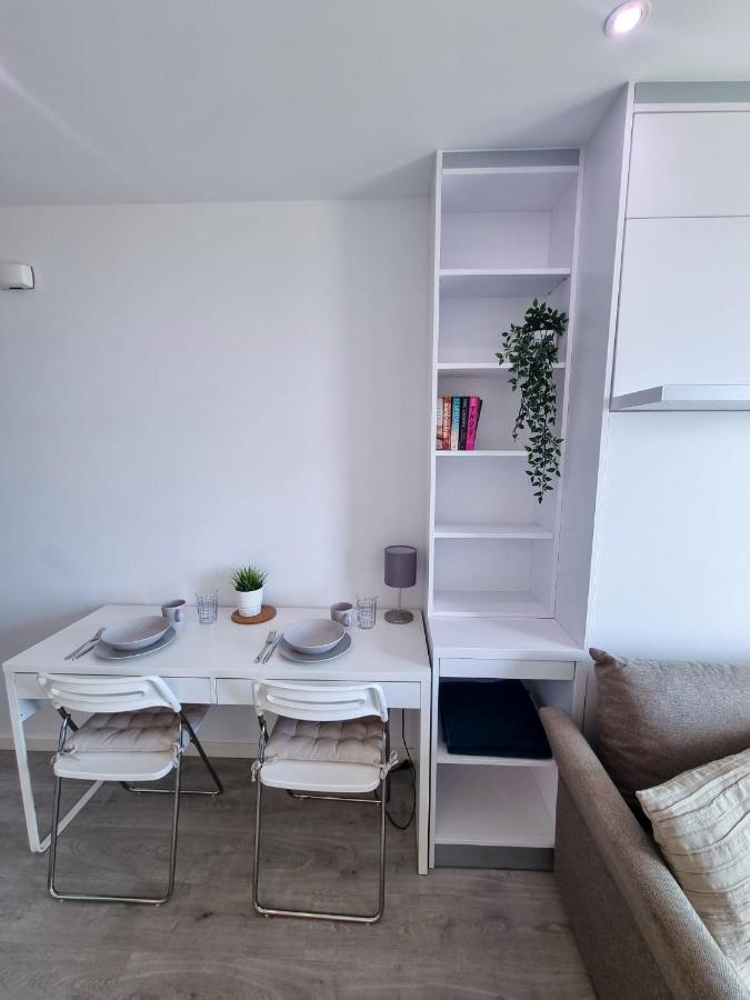 Top Floor Studio - The Hub Gibraltar - Self Catering Exteriör bild