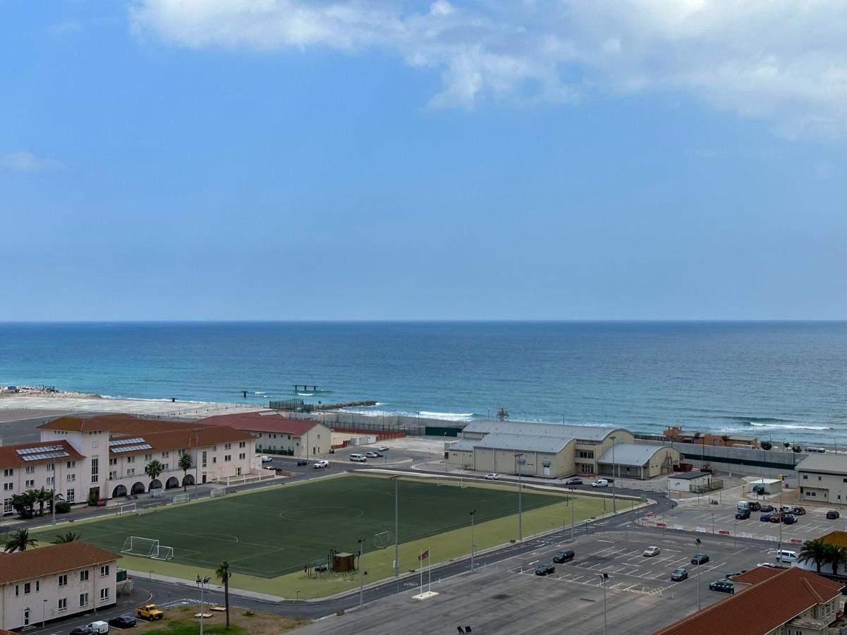 Top Floor Studio - The Hub Gibraltar - Self Catering Exteriör bild